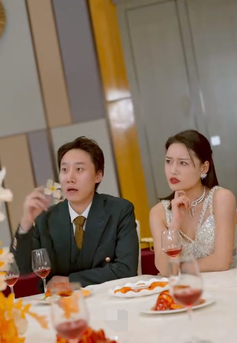 四位師姐你們正常點(diǎn)