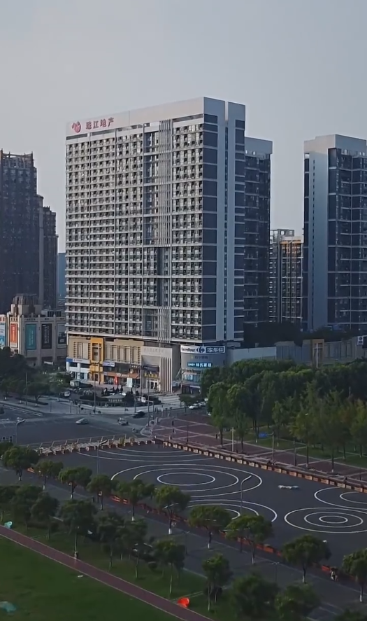 重生，消失的她